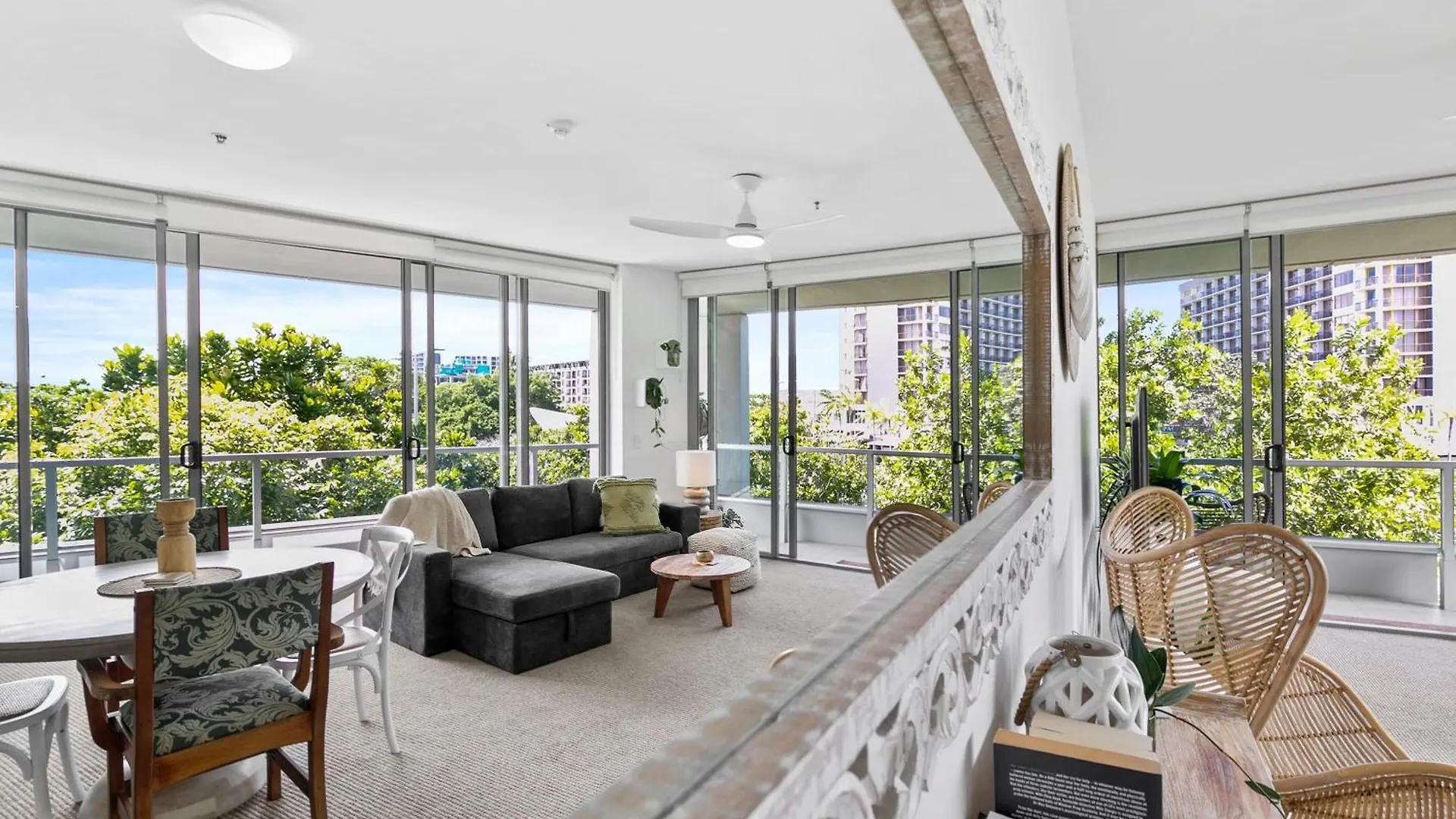 Appartement Coastal Harbour Lights -Pool Gym & Prime Location à Cairns Australie